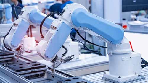 Industries that use store robots in manufacturing