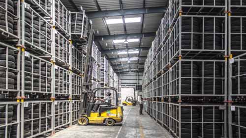 Robot Machine Tending: What It Is and How It Works